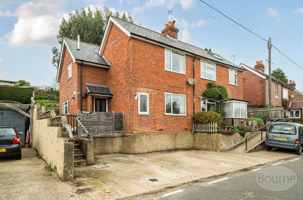 Property photo 1 of 19 Da039145-F385-4Ef...