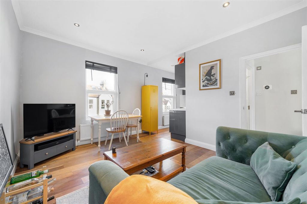 Property photo 1 of 10