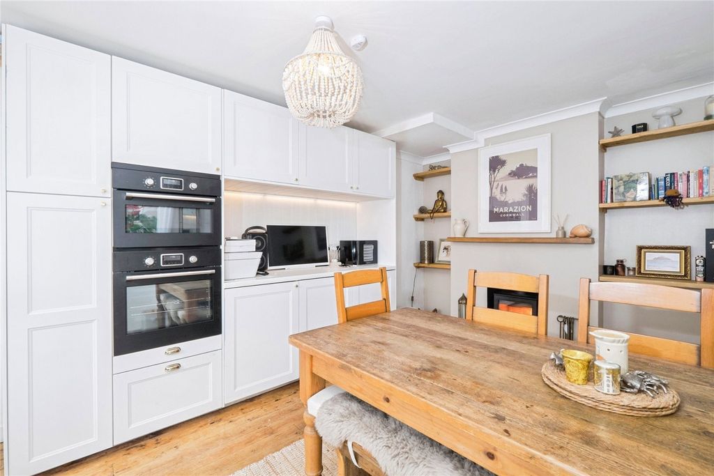 Property photo 2 of 13 Kitchen Diner