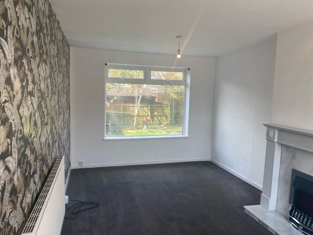 Property photo 2 of 13 2438912