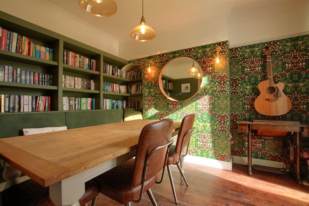 Property photo 3 of 12 Cn5.Jpg