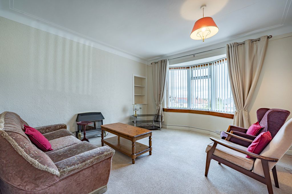Property photo 2 of 37