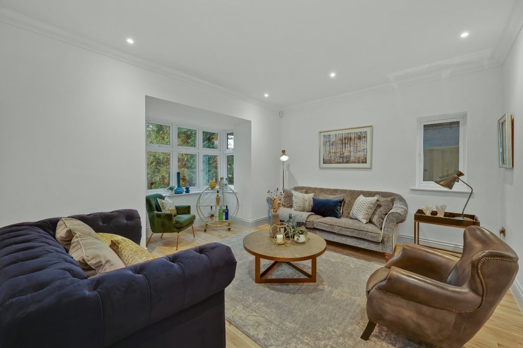 Property photo 3 of 22 Reception Room