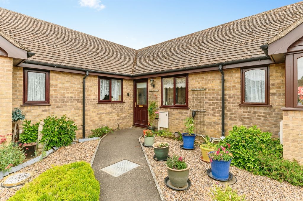 Property photo 1 of 14