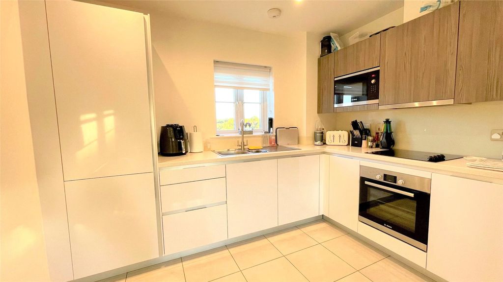 Property photo 2 of 7 Picture No. 04