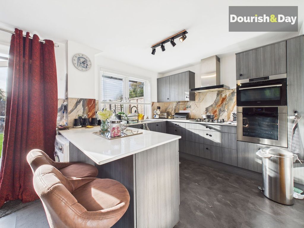 Property photo 2 of 13 Kitchen Diner