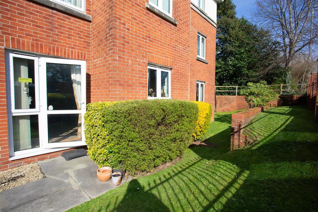 Property photo 3 of 11 Derb8280.Jpg