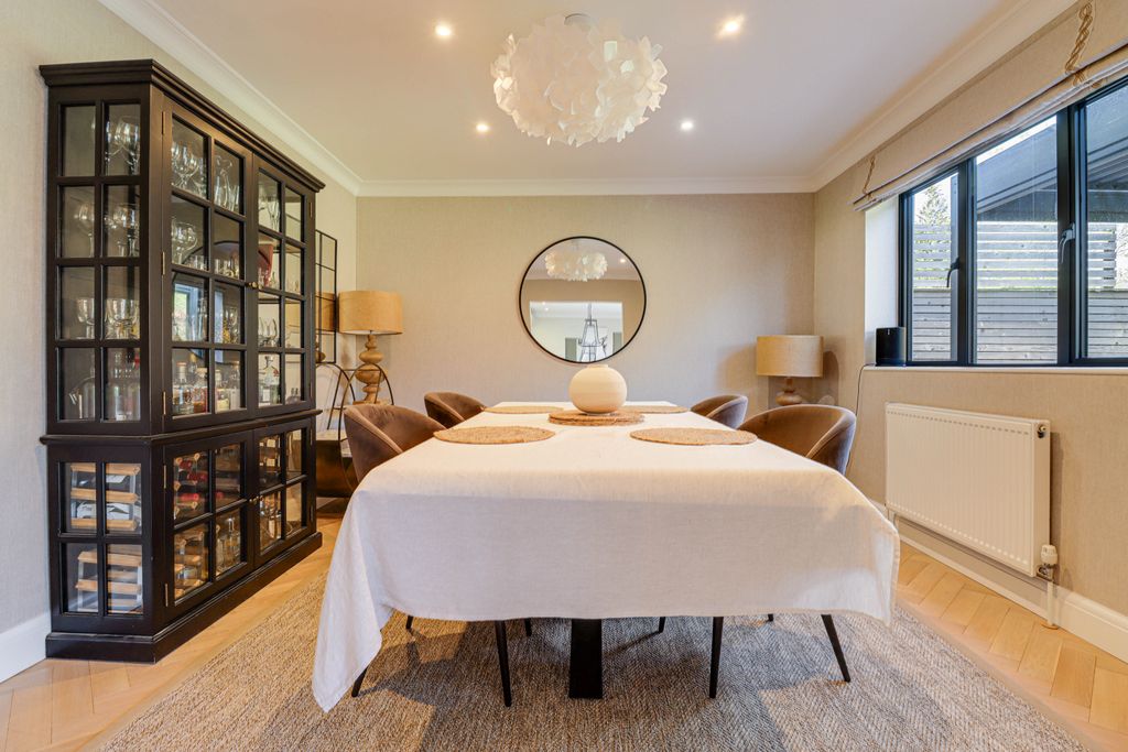 Additional image 6 of 4 bed detached house for saleGrant Gardens, Harpenden, Hertfordshire AL5