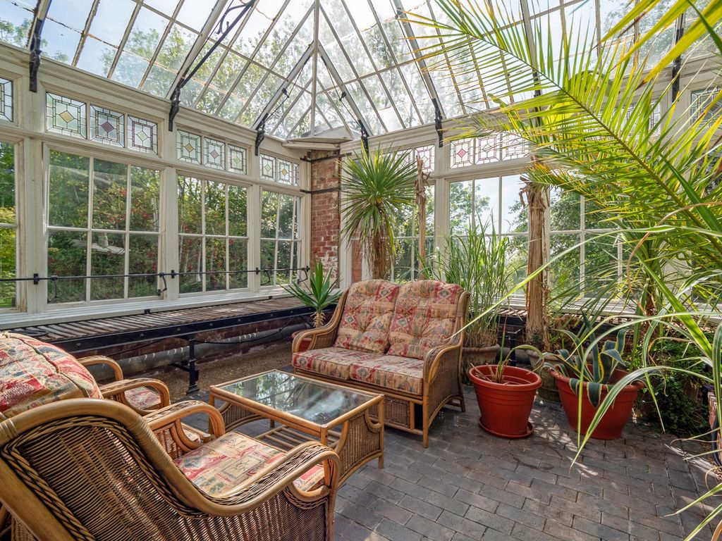Additional image 45 of 5 bed detached house for saleMerlin Way, Mickleover, Derbyshire DE3