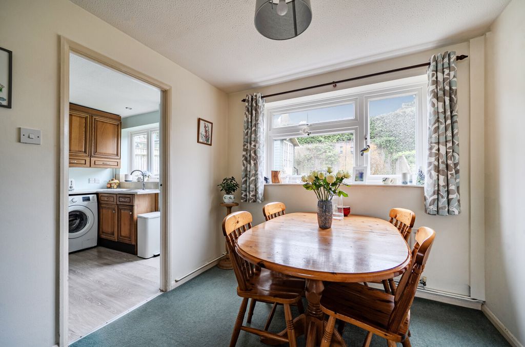 Property photo 3 of 12 1426071-12-69B2F1...