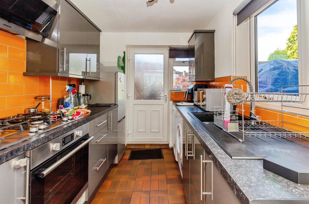 Property photo 2 of 17