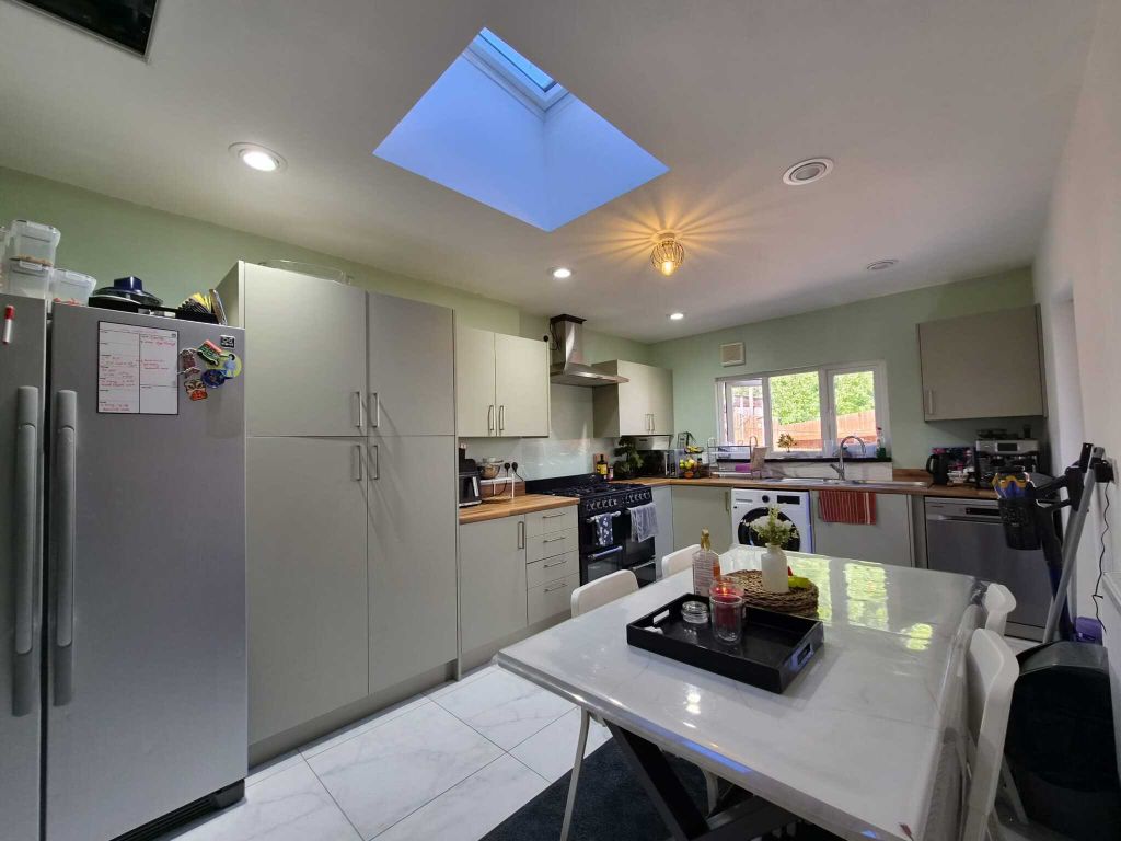 Property photo 2 of 24