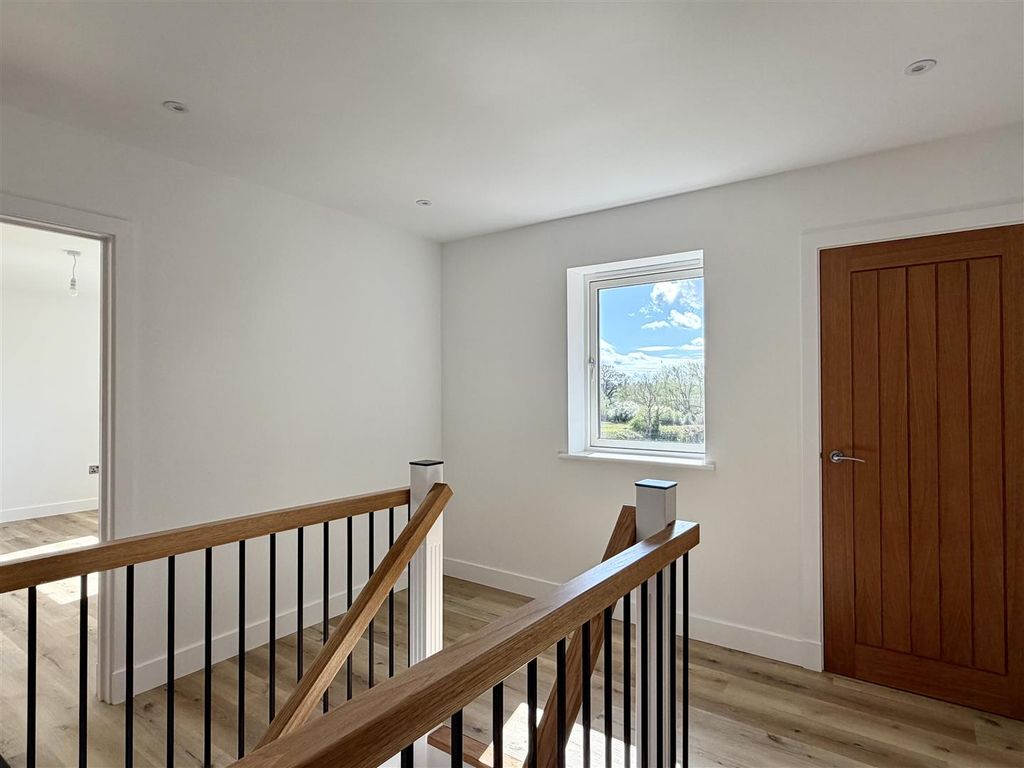 Additional image 11 of 4 bed property for saleColdwells Road, Holmer, Hereford HR1