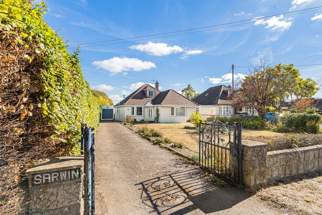 Property photo 2 of 30