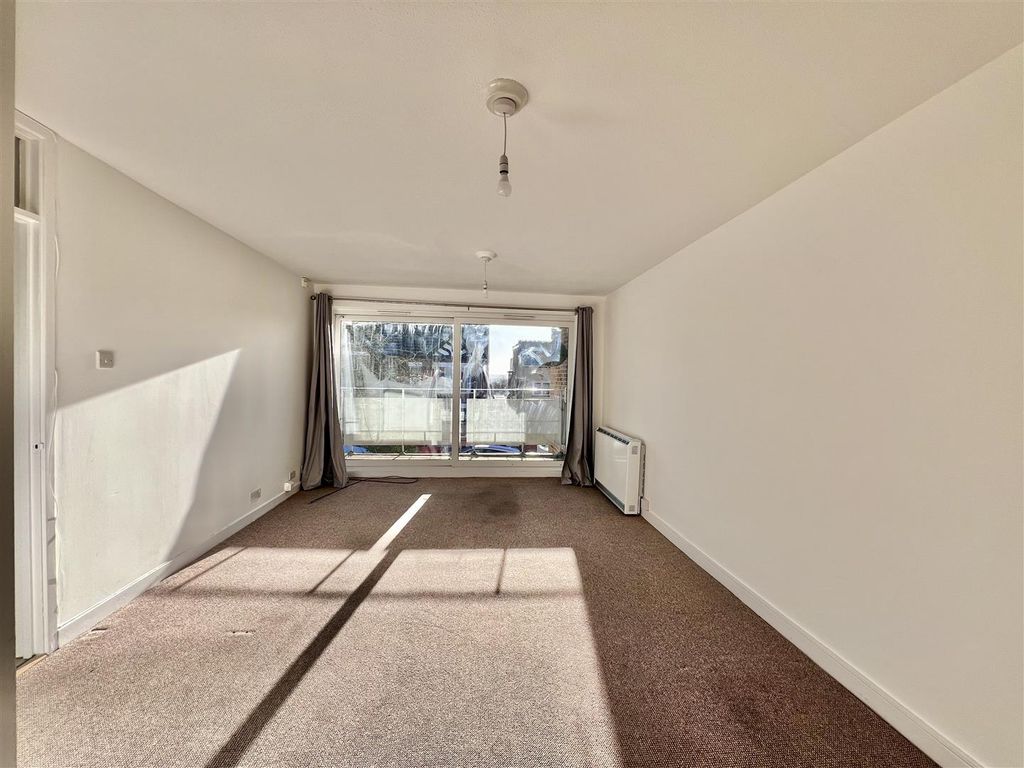 Property photo 3 of 17 Img_8967.Jpeg