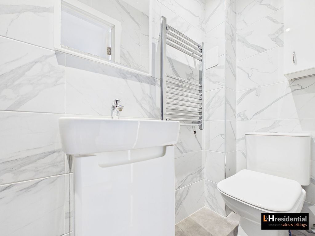 Property photo 3 of 3