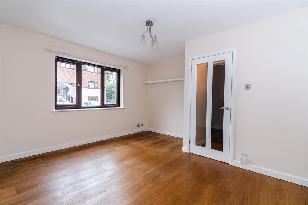 Property photo 2 of 15 Dsc00249.Jpg