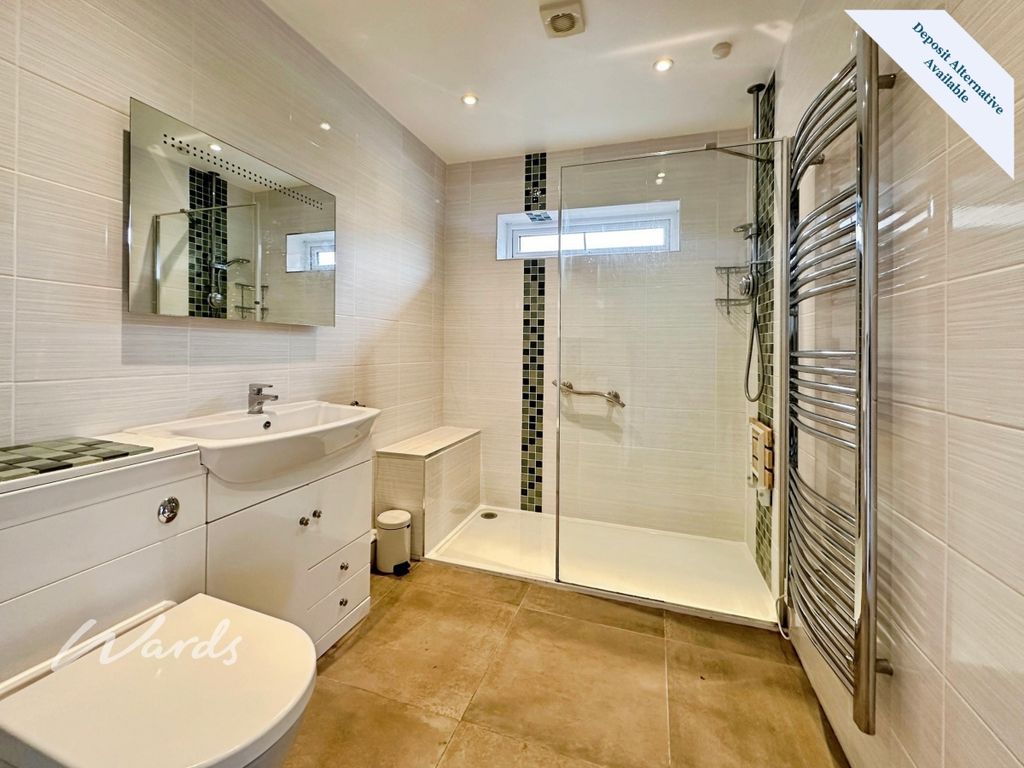 Property photo 3 of 15 Bathroom