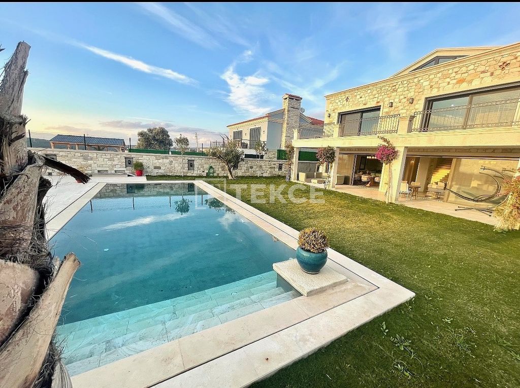 Property photo 3 of 41