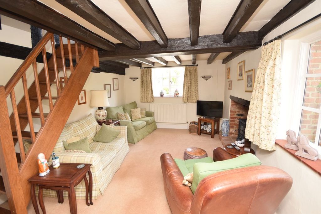 Property photo 2 of 18
