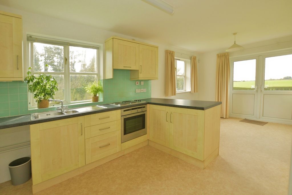 Property photo 2 of 18 Pbox-Img.Jpg