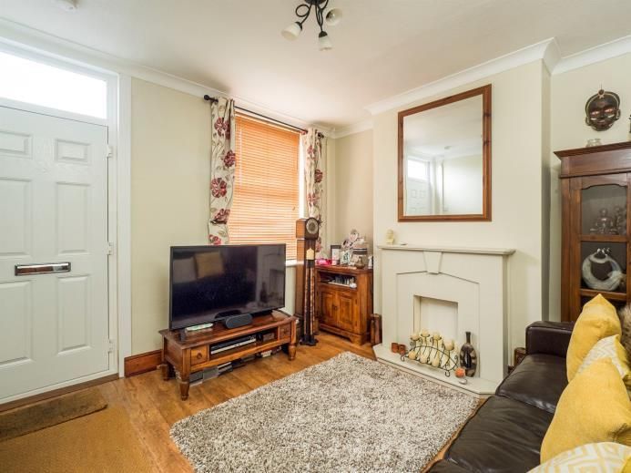 Property photo 3 of 6 Living Room