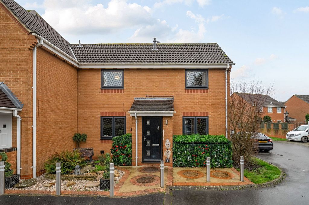 Property photo 1 of 20