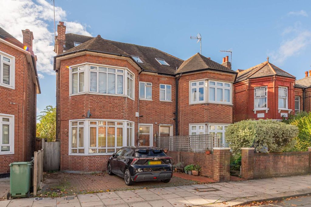 Property photo 1 of 5