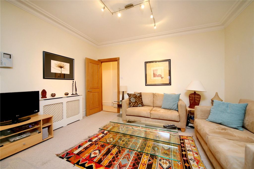 Property photo 2 of 6 Picture No. 05