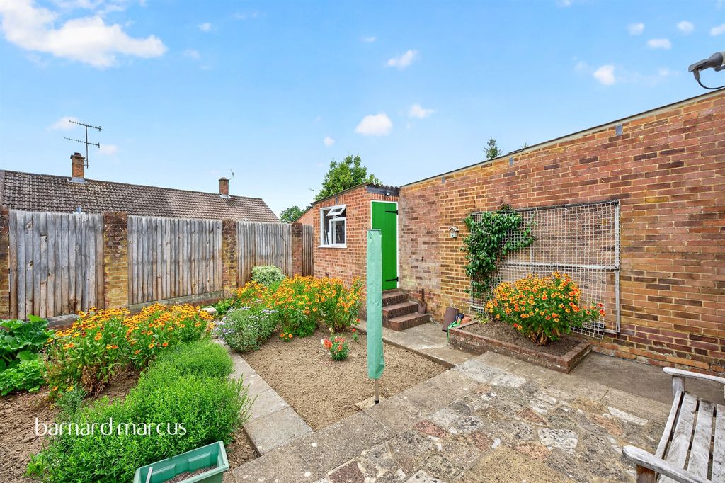 Property photo 3 of 10