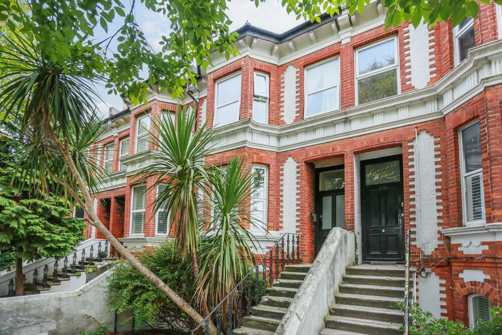 Property photo 1 of 11 296A8871