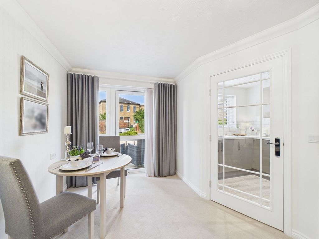 Additional image 6 of 1 bed flat for saleDovehouse Lodge, Hitchin SG5