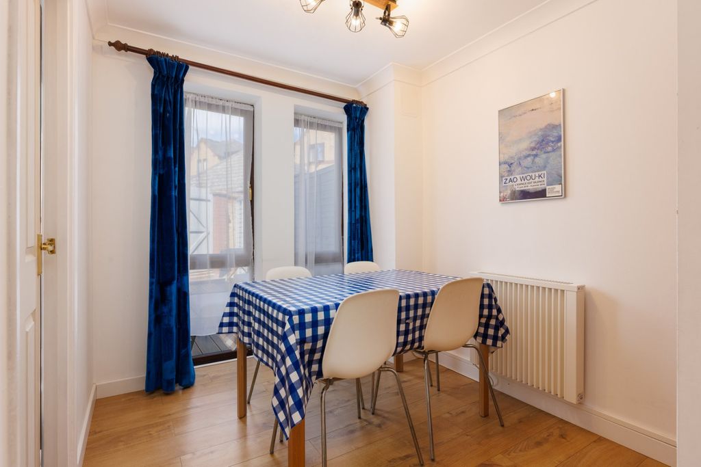 Property photo 3 of 16 Picture No. 05