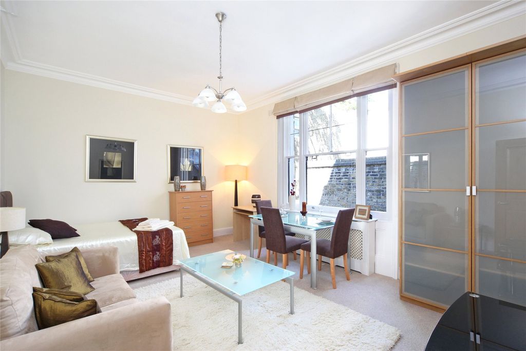 Property photo 1 of 10 Picture No. 01