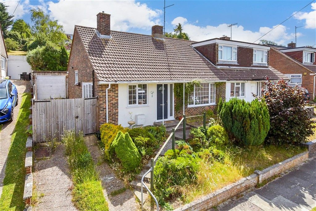 Property photo 3 of 11 External Front