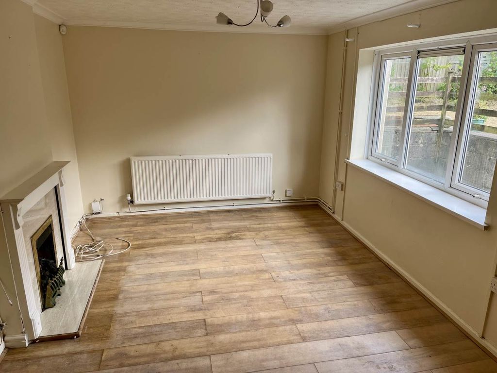 Property photo 2 of 17 Img_9427