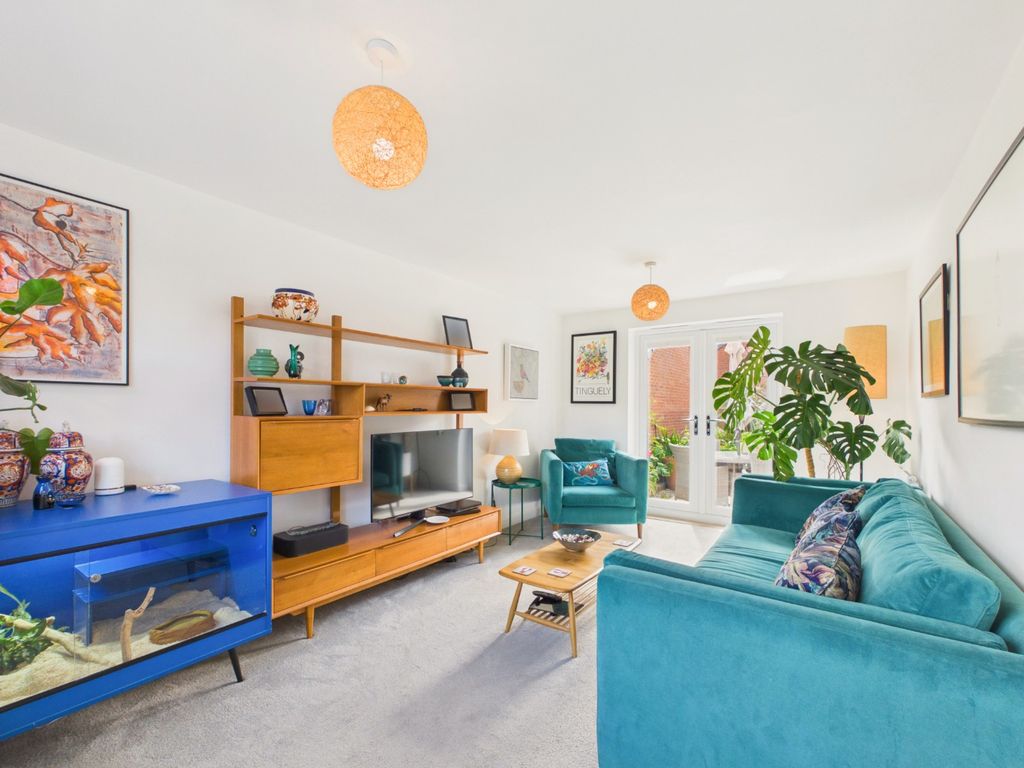 Property photo 2 of 35 5521083