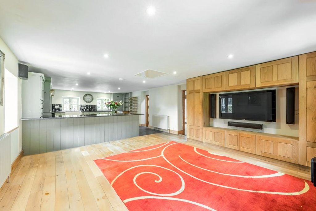 Property photo 3 of 35 The Granary-10 (Medium).Jpg