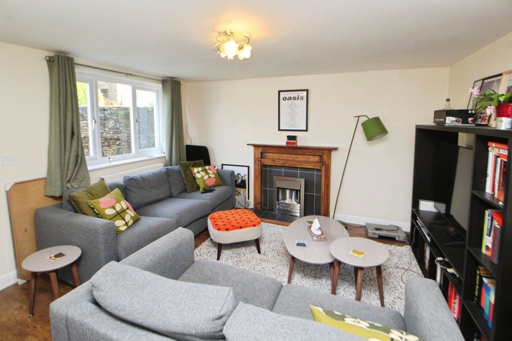 Property photo 2 of 9 Picture No. 05