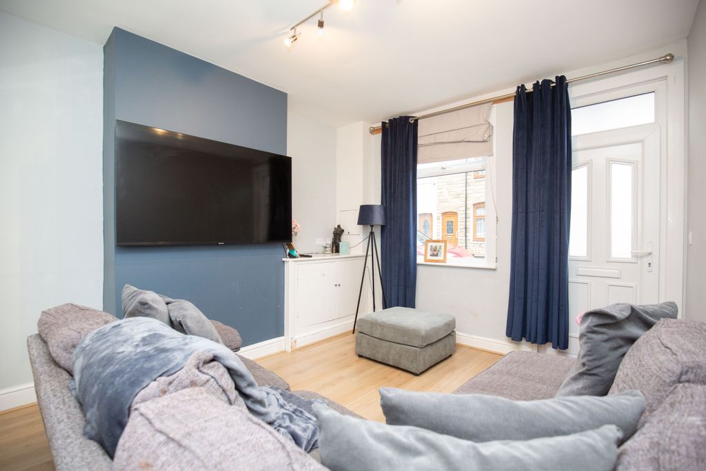 Property photo 3 of 16 Mw-10460