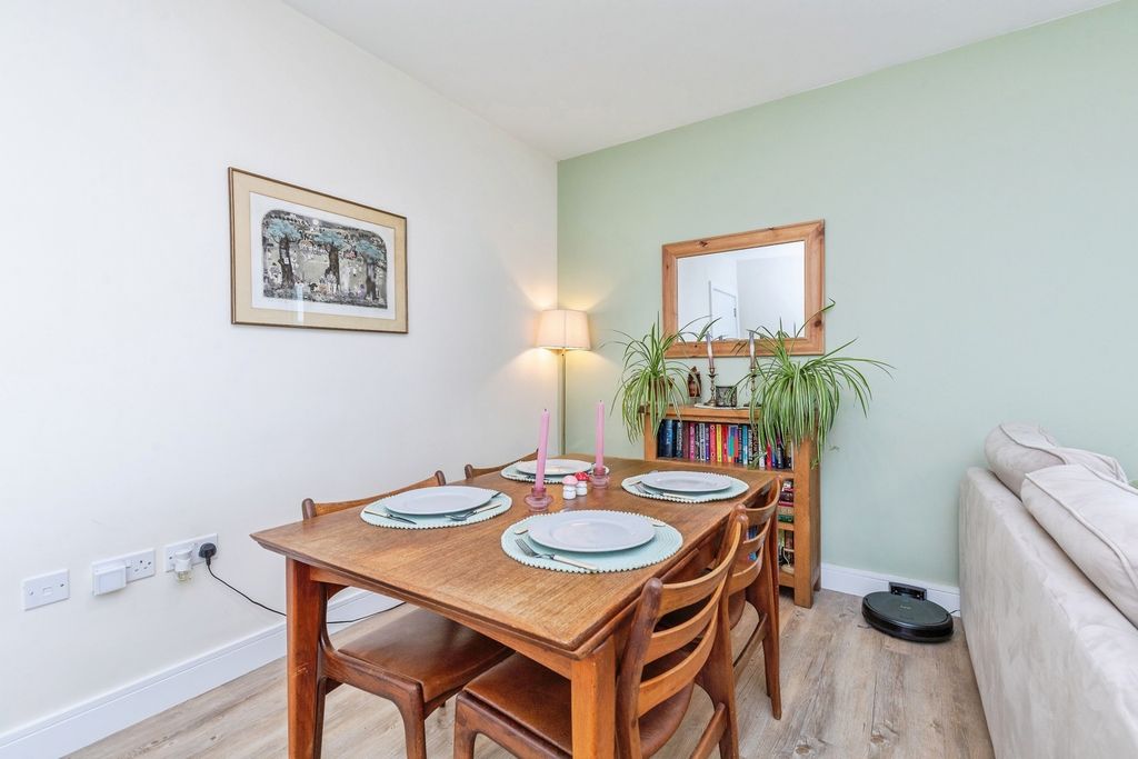 Property photo 2 of 18 Pbox-Img.Jpg