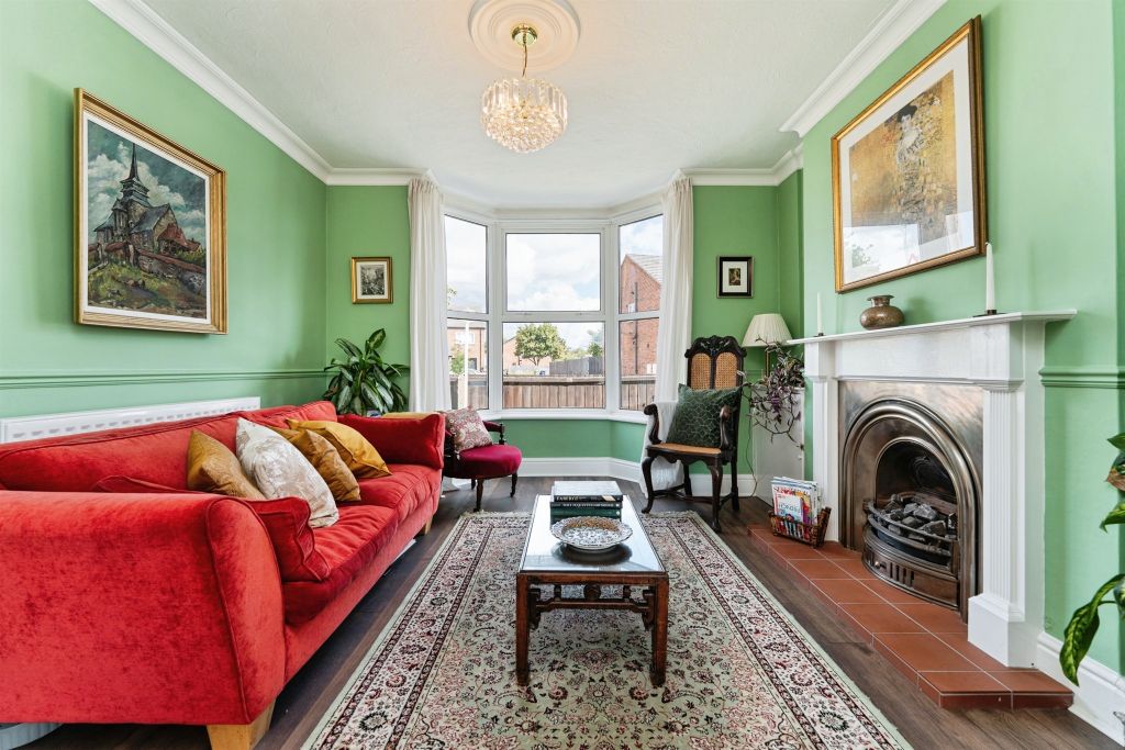 Property photo 2 of 17