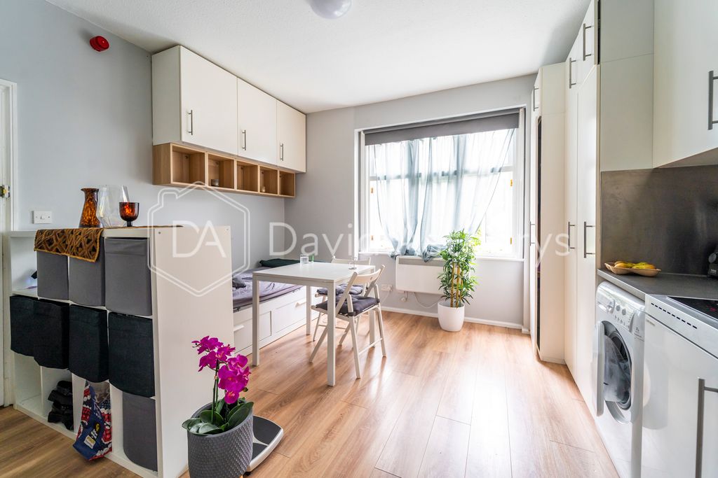 Property photo 1 of 8 Ndb05950-Edit