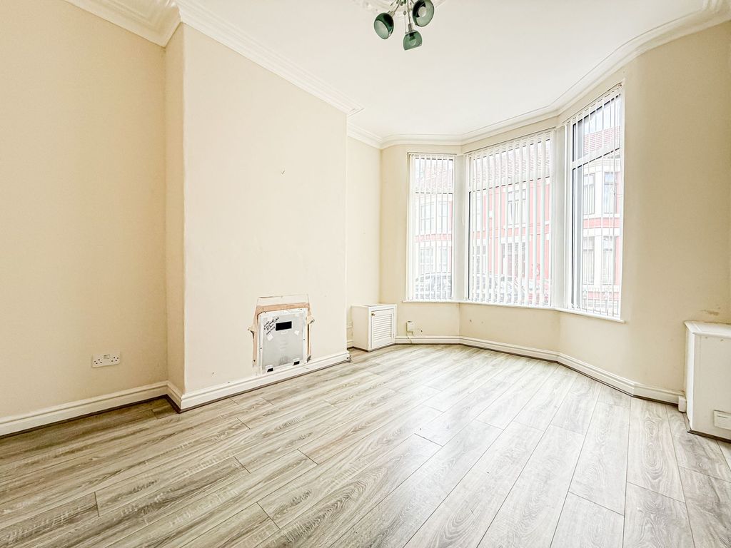 Property photo 3 of 14