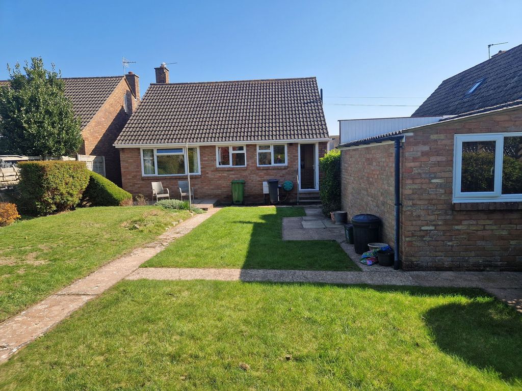 Property photo 3 of 10