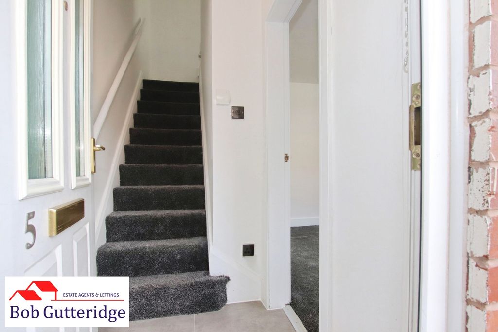 Property photo 2 of 26 Pbox-Img.Jpg