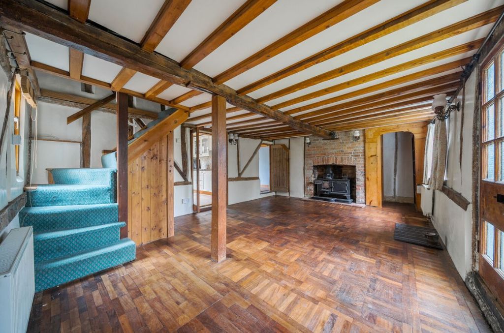 Property photo 2 of 30