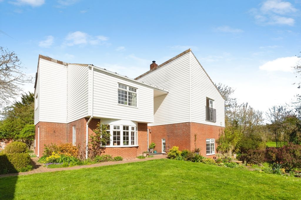 Property photo 1 of 32 Pbox-Img.Jpg