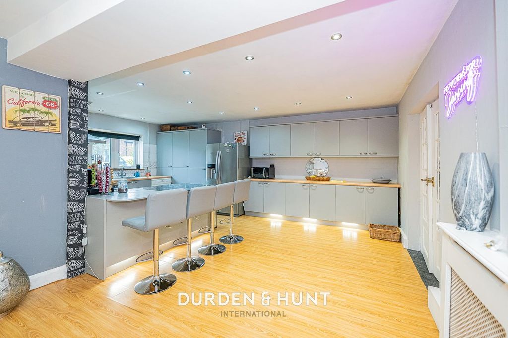 Property photo 3 of 23 Coopers-18.Jpg