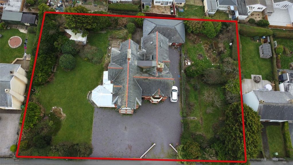 Property photo 2 of 42 Picture No. 47